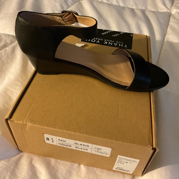 Black sandals women’s 8.5 - Picture 4 of 8